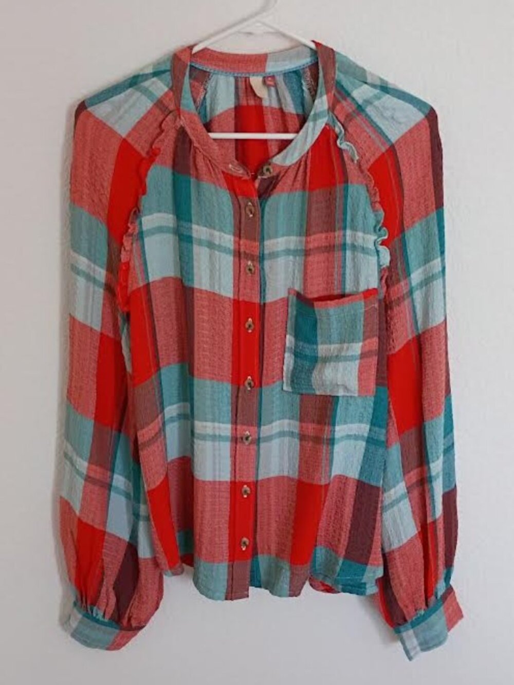 ANTHROPOLOGIE PILCRO WOMEN'S TOP AQUA RED PLAID LONG SLEEVE BUTTON UP RUFFLE MED